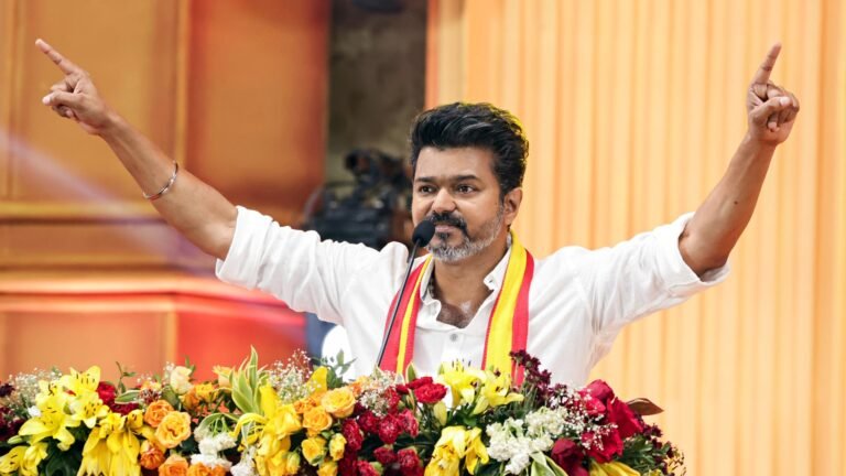 vijay divorce case|விஜய் – சங்கீதா விவாகரத்து: நீதிமன்ற மனுவில் உள்ள அதிரடி புகார்களும்.. அடுத்தகட்ட நகர்வுகளும்!